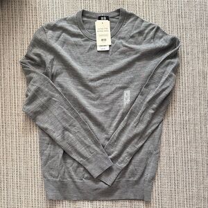 Uniqlo Mens Extra Fine Merino Crew Neck Sweater